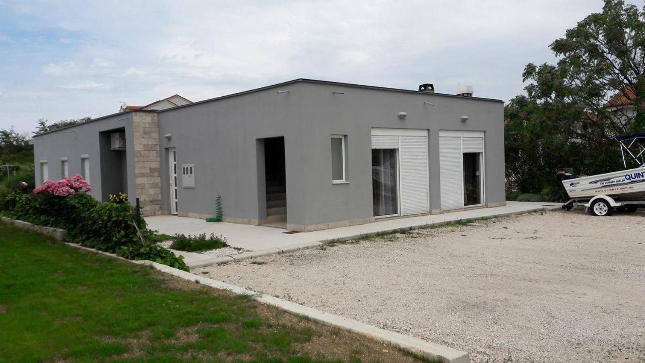 Apartments With A Parking Space Nin, Zadar - 13571 Екстер'єр фото