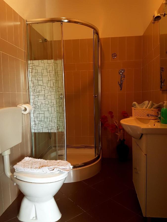 Apartments With A Parking Space Nin, Zadar - 13571 Екстер'єр фото
