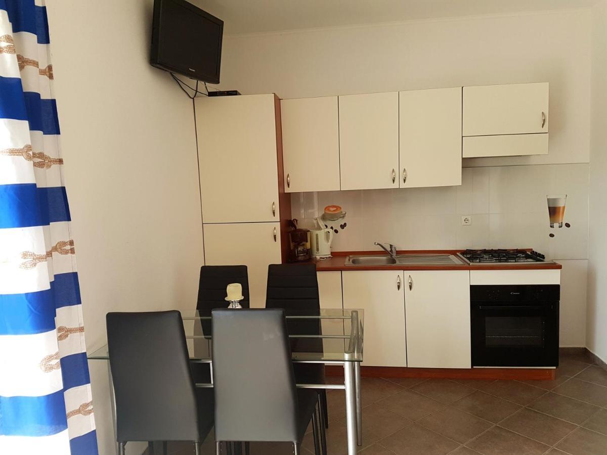 Apartments With A Parking Space Nin, Zadar - 13571 Екстер'єр фото