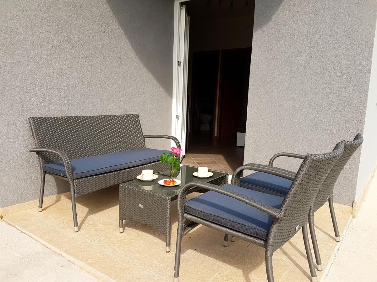 Apartments With A Parking Space Nin, Zadar - 13571 Екстер'єр фото